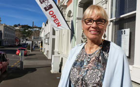 Helen Craig.
