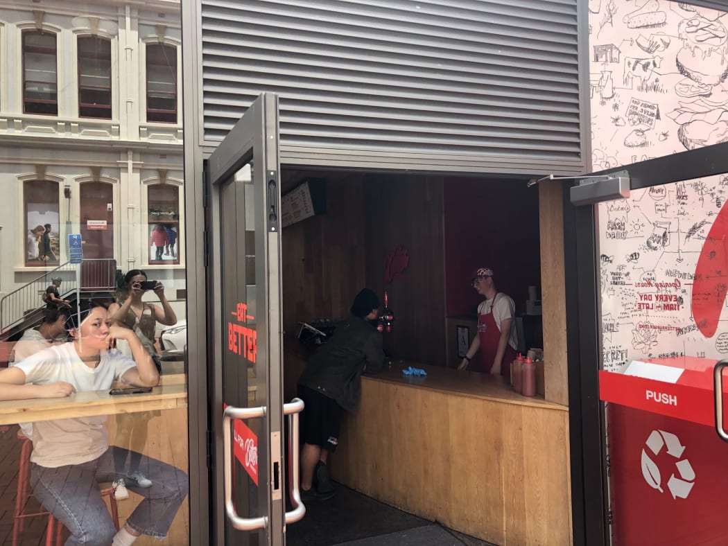 Power is out at Better Burger in Auckland CDB, near Britomart.