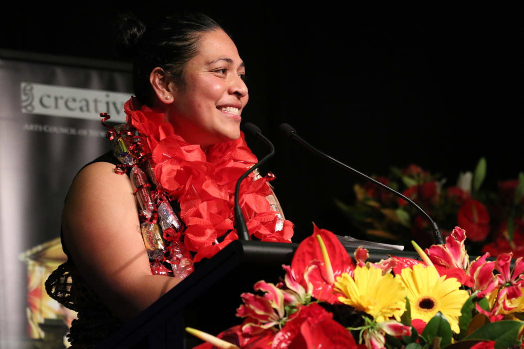 Kolokesa Uafā Māhina-Tuai receives the Creative New Zealand special recognition award 2016.