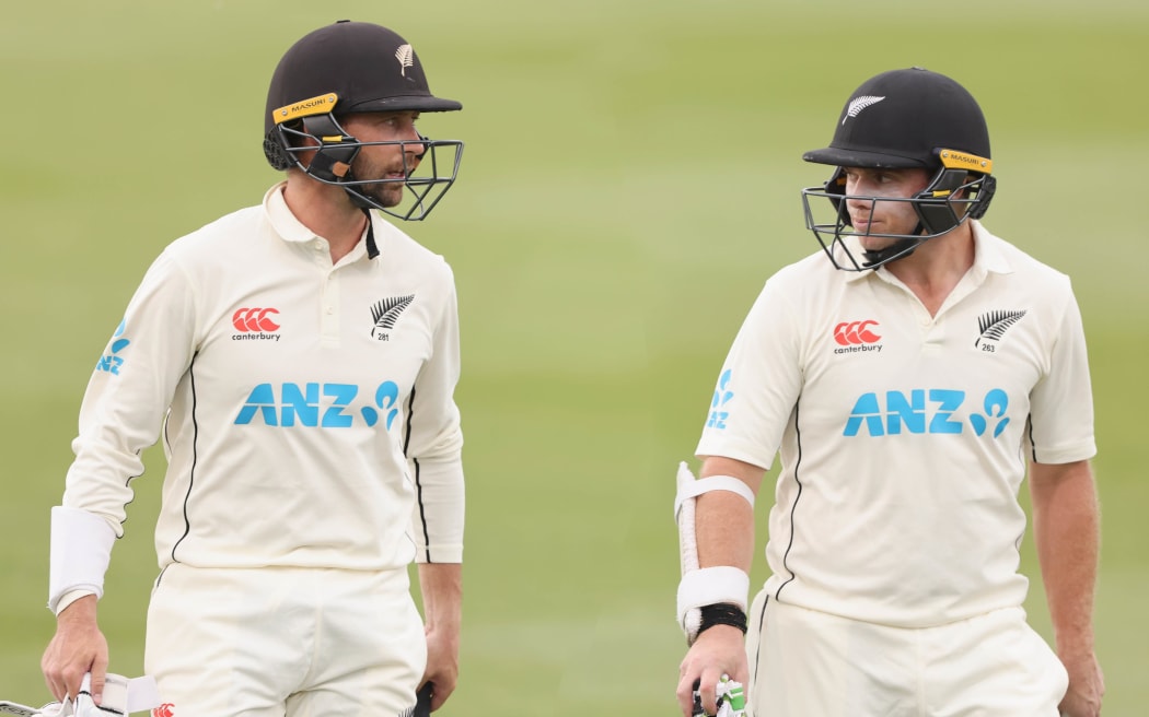 Devon Conway and Tom Latham have given the Black Caps a strong start to their first innings in Karachi.