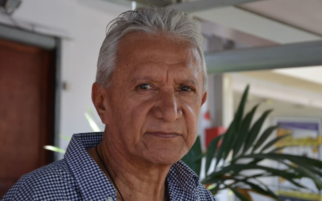 Roland Oldham, head of Mururoa e Tatou