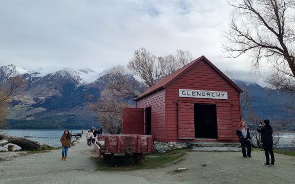 Tourists at the Red Shed in Glenorchy.