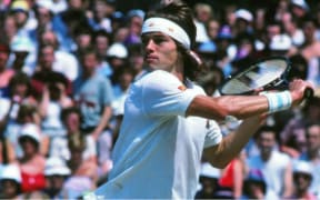 Chris Lewis playing against John McEnroe in the 1983 Wimbledon Final.
