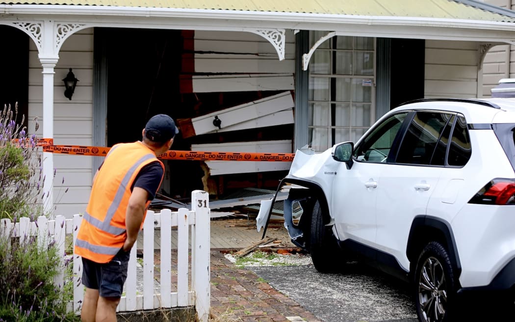 Car vs house - Seafield View Road, Grafton - 5 December 2025