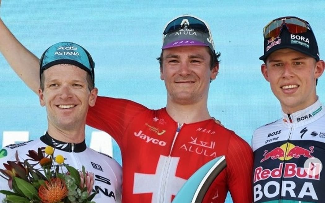 Aaron Gate (left) sporting his national champions jersey, and Laurence Pithie with Cadel Evans Great Ocean Race winner Mauro Schmid.