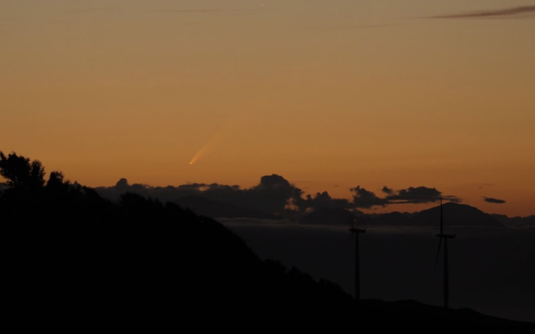 Comet C/2024 G3 ATLAS from 28 January about 10pm, taken from Wright's Hill by Wellington Astronomical Society member Chris Monigatti.