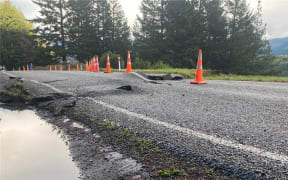 Movement and subsidence of the road surface has closed State Highway 60 on the Riwaka side of Takaka Hill.