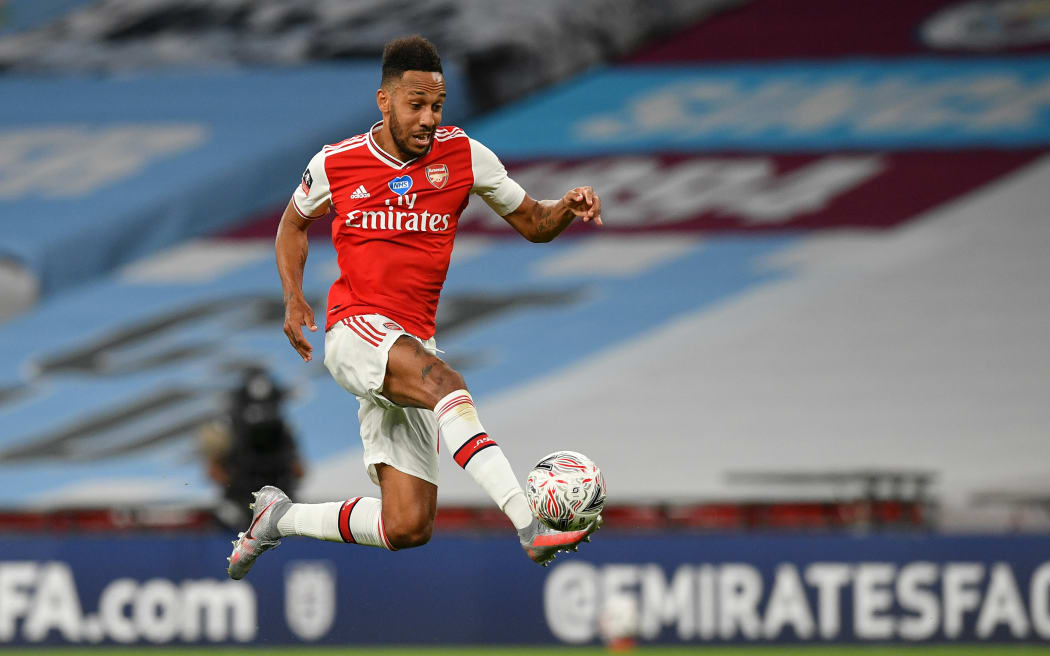 Arsenal's Gabonese striker Pierre-Emerick Aubameyang controls the ball during the English FA Cup semi-final football match between Arsenal and Manchester City at Wembley Stadium in London, on July 18, 2020.