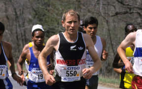 New Zealand runner John Campbell competing in the 1999 Boston Marathon.