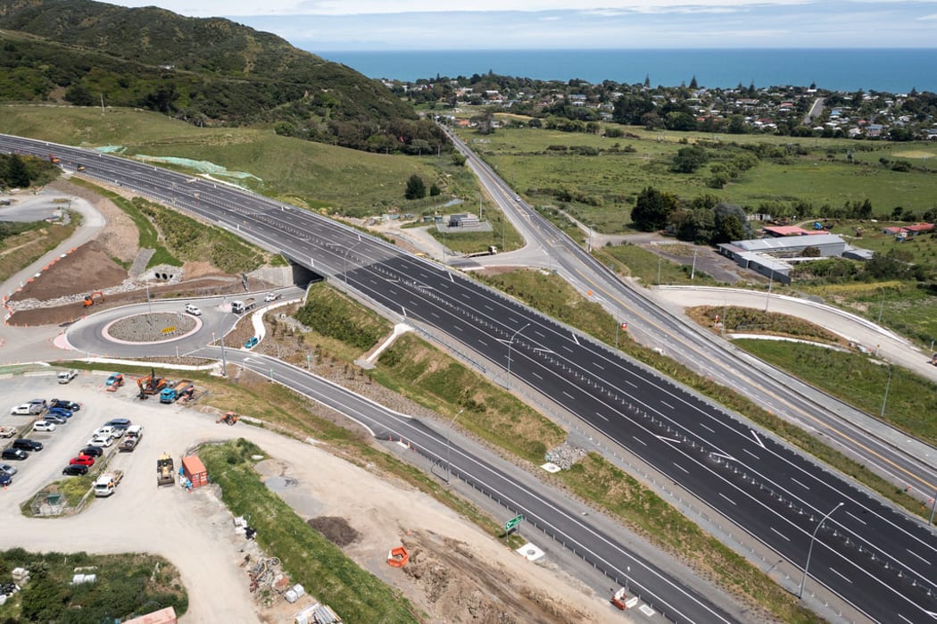 Paekākāriki interchange, Transmission Gully - pic taken on 2 December 2021