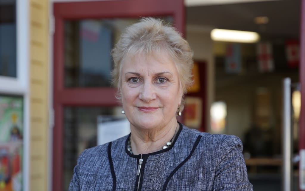 Annette King outside Te Mata Primary School