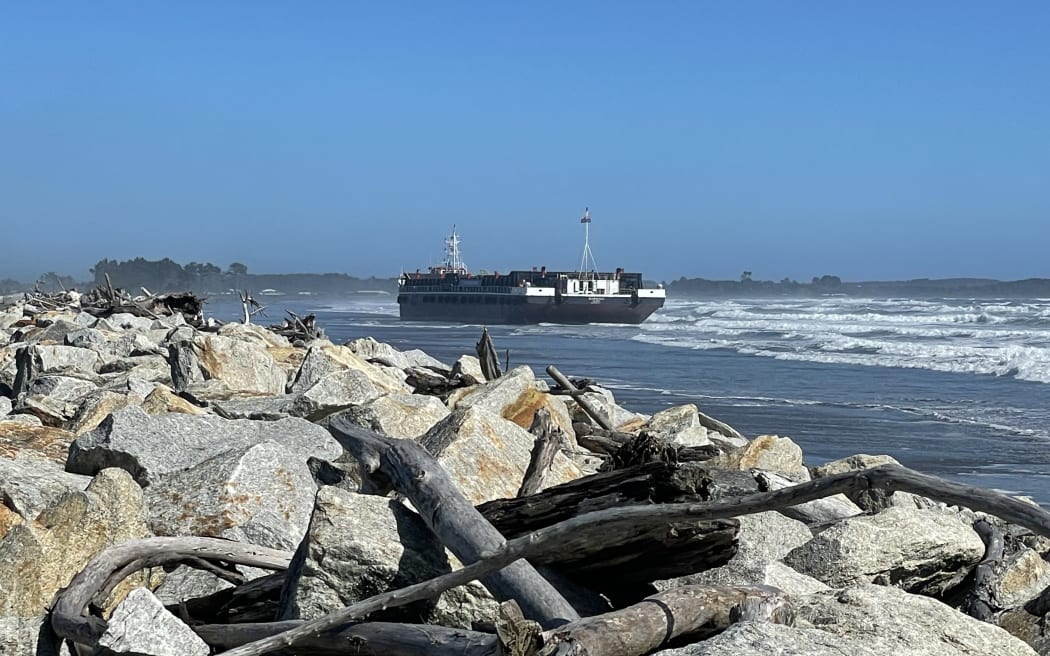 The barge Manahau pictured from the Westport Airport seawall. Photo: Lee Scanlon/Westport News.