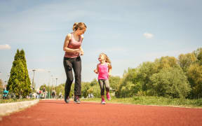 Because biological readiness varies between kids, there is no universal “right age” to start them running.