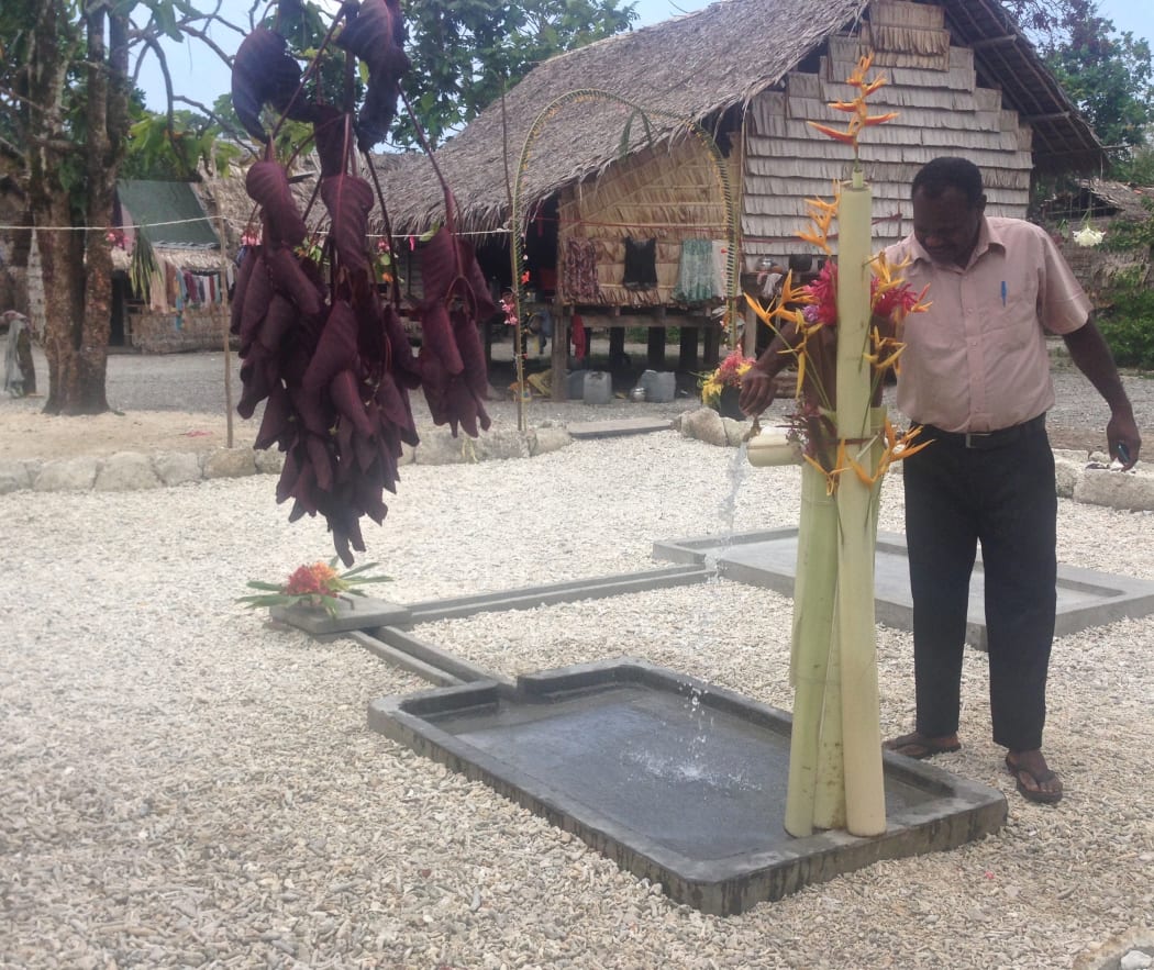 Santa Cruz island – Temotu Province -Handing over ceremony of the  new water supply system to the community by the Ministry of Environment and the Temotu Provincial Government – Community Resilience to Climate and Disaster Risks in Solomon Islands.
