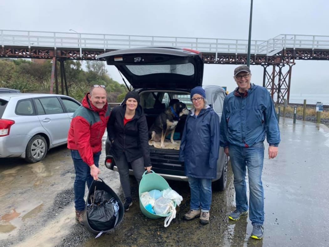 Poo Off Our Paths volunteers collected 30kg of dog faeces from the West Harbour walkway.
