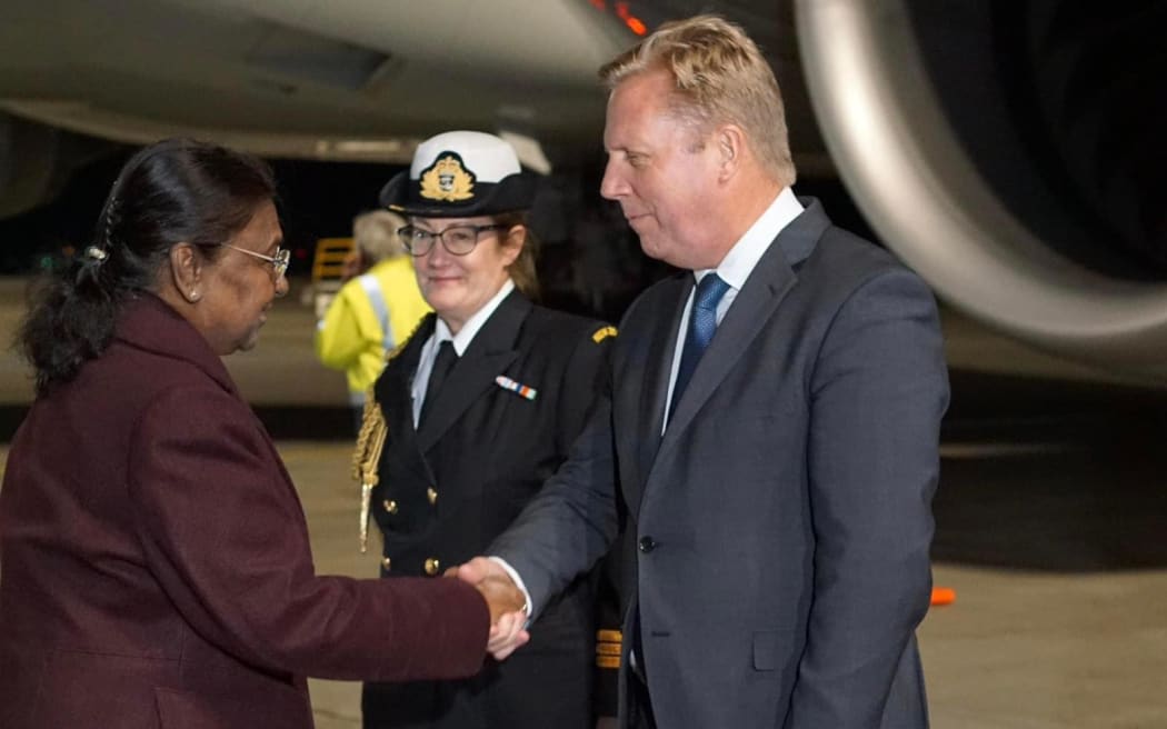 Trade Minister Todd McClay receiving Indian President Droupadi Murmu at the Auckland Airport on 7 August, 2024