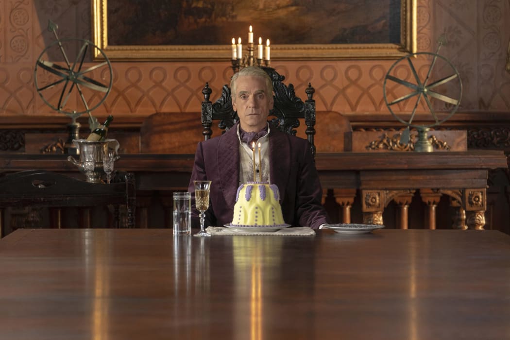 Jeremy Irons is Adrian Veidt/Ozymandias (one of few characters remaining from the original Watchmen).