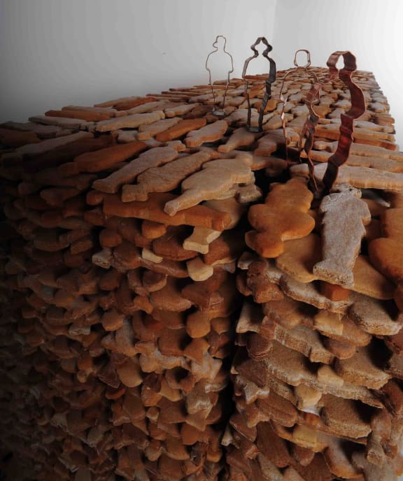 Kingsley Baird. Tomb (detail). Biscuits and cookie cutters. Historial de la Grande Guerre, Péronne, 2013. Photo: