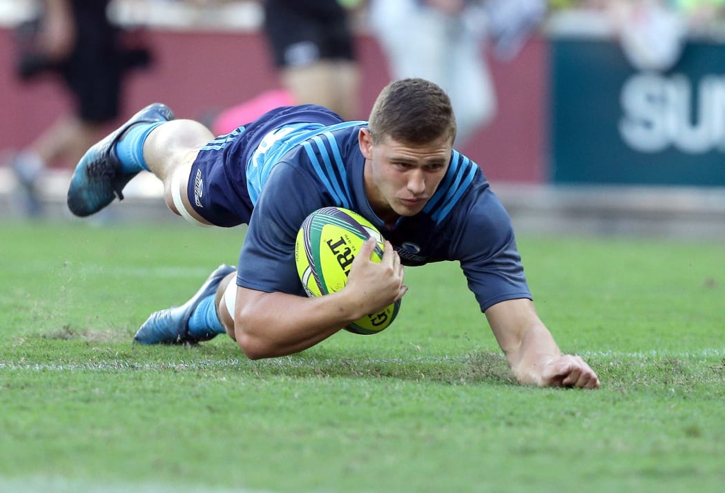 Dalton Papalii of the Blues scores a try in the game between the Wild Knights and the Blues during the Global Tens Tournament at Suncorp Stadium, Brisbane, Australia on February 09, 2018.