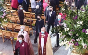 PM leaves service to honour Queen's 70 years