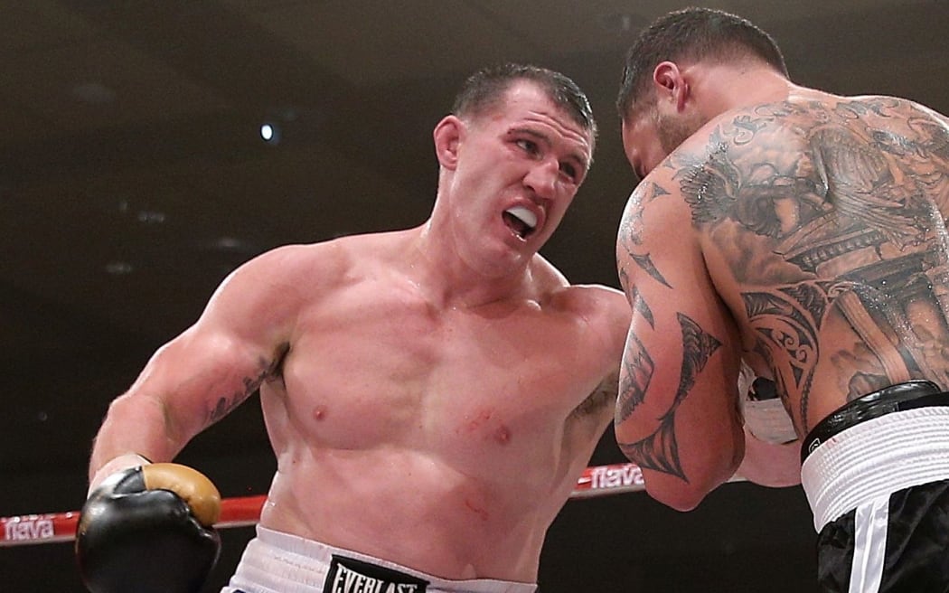 Paul Gallen boxing.