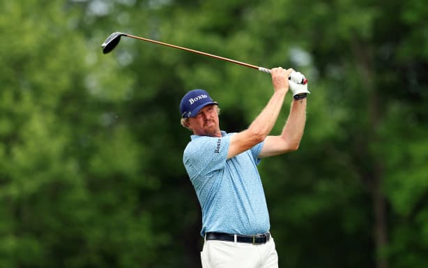 Steven Alker, Tim Petrovic join lead at Kaulig Companies Championship | RNZ