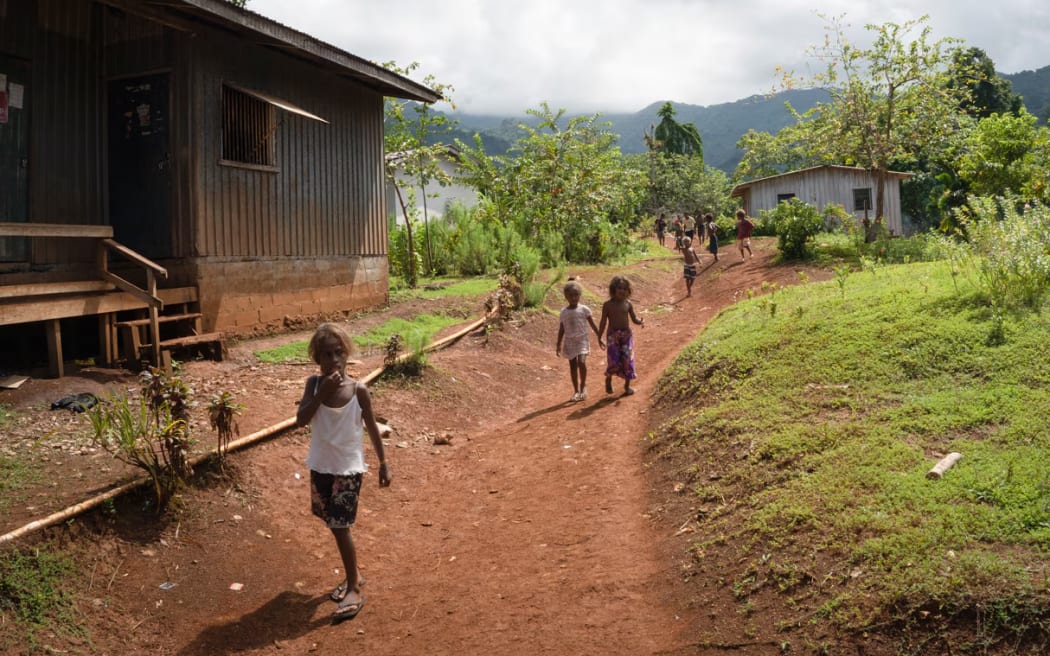 The village of Gnulahage in Santa Isabel where John Leroy lives. (ABC Pacific: Prianka Srinivasan)