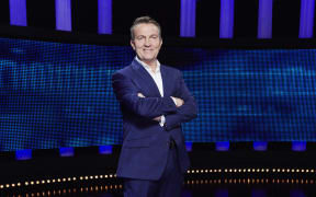 From ITV Studios 

THE CHASE 
Weekdays on ITV 

Pictured: Host Bradley Walsh 

© ITV 

Photographer: Matt Frost 

For further information please contact Peter Gray
0207 157 3046 peter.gray@itv.com

This photograph is © ITV and can only be reproduced for editorial purposes directly in connection with the programme THE CHASE or ITV. Once made available by the ITV Picture Desk, this photograph can be reproduced once only up until the Transmission date and no reproduction fee will be charged. Any subsequent usage may incur a fee. This photograph must not be syndicated to any other publication or website, or permanently archived, without the express written permission of ITV Picture Desk. Full Terms and conditions are available on the website www.itvpictures.com