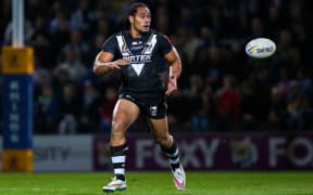 Martin Taupau in action for the Kiwis against Leeds Rhinos at Headingley Stadium, Leeds, England. Photo credit: Alex Whitehead / www.photosport.nz