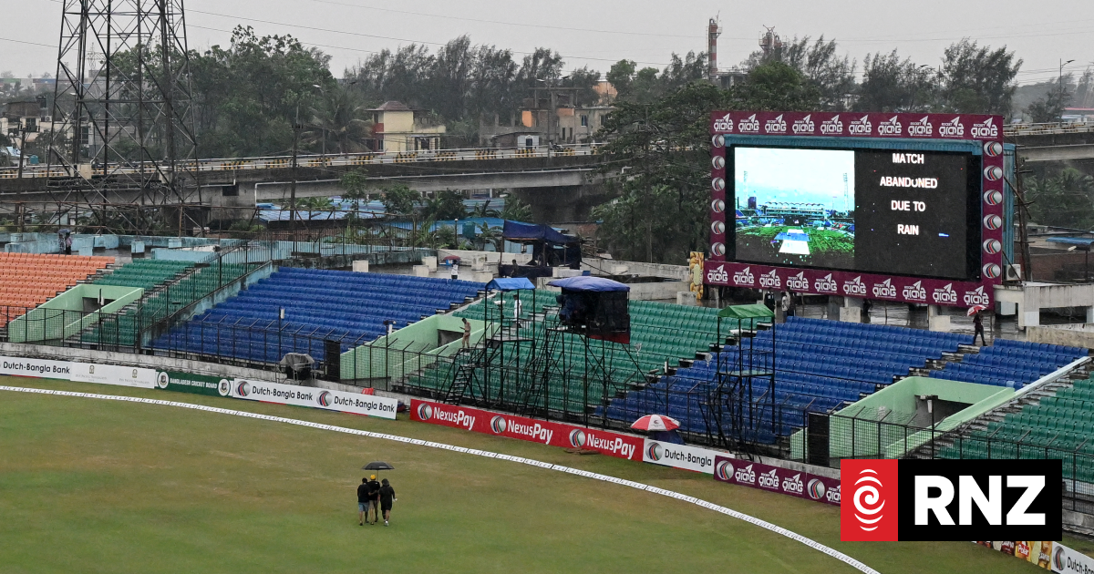 Rain washes out second T20 between Black Caps and Bangladesh
