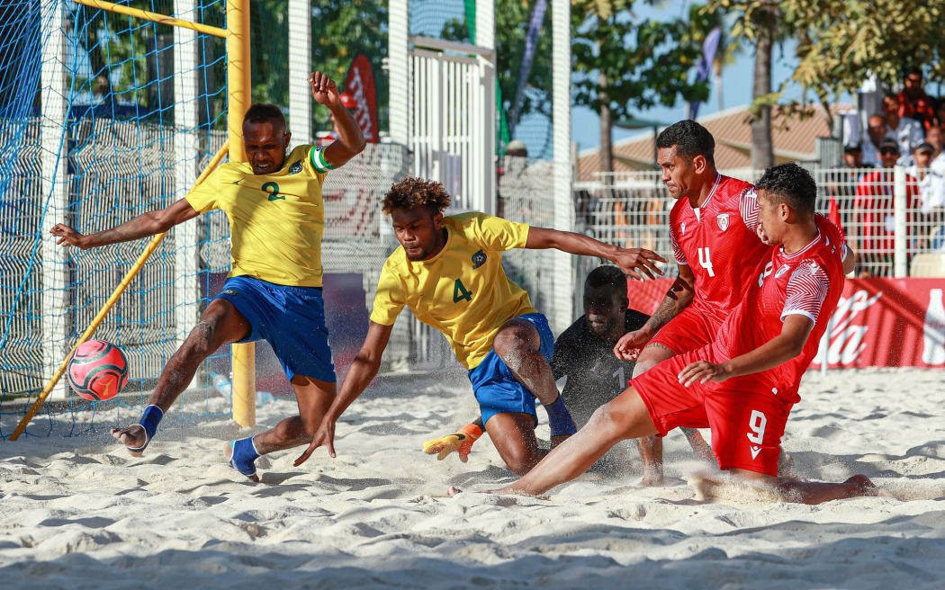 The Bilikili can't prevent Tahiti, in red, from scoring