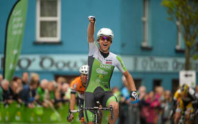Auckland cyclist Aaron Gate wins the fifth stage of the Tour of Ireland.