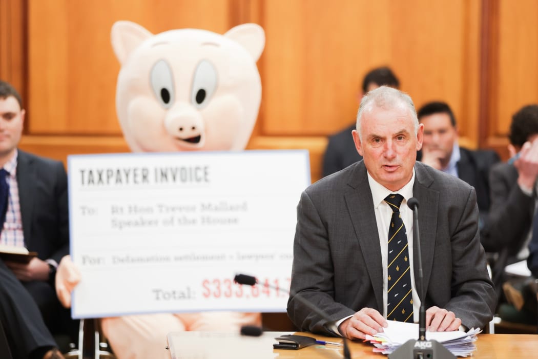 Speaker Trevor Mallard being questioned at a Select Committee on 16 December, 2020.