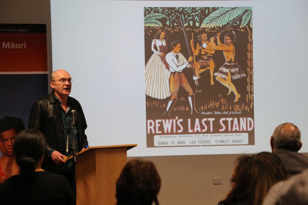 Dr Vincent O'Malley delivers a lecture about the Waikato War.