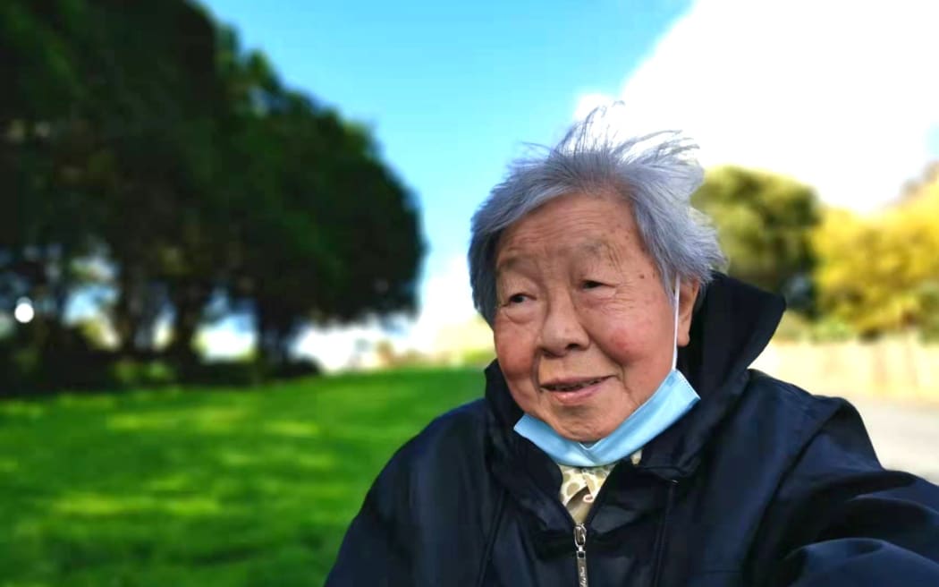 Yang-Niang Xu
