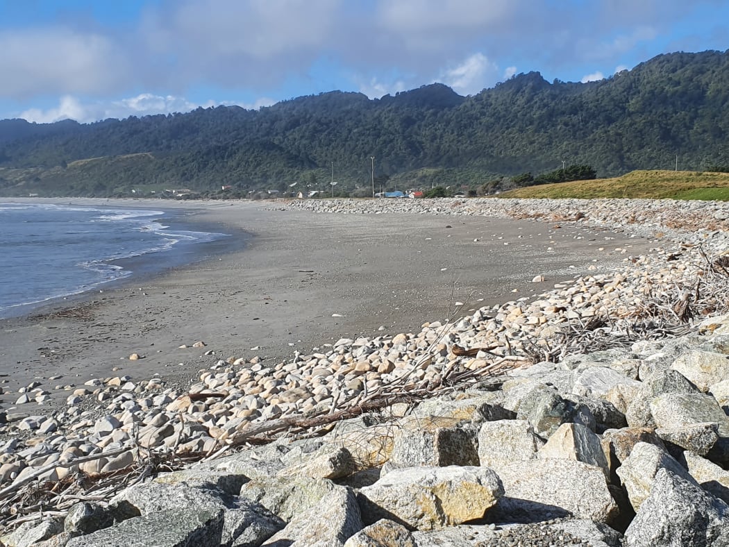 Blaketown Beach south of the river.