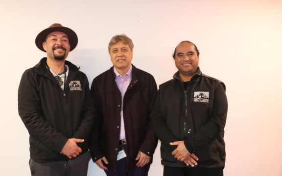 Ruakiri Fairhall, Rangitihi Pene and Colin Tihi representing Ngā Kohinga Whakairo o Hinemihi.