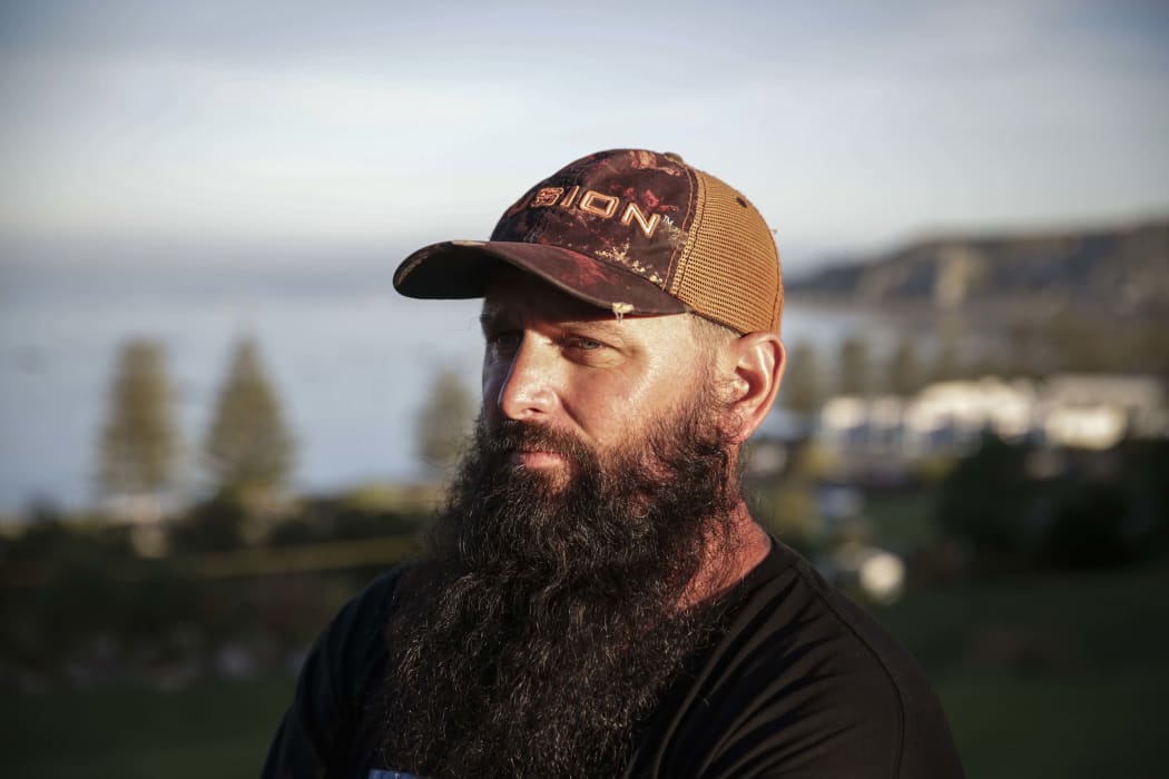 Paua Relocation Team - Mike Vincent