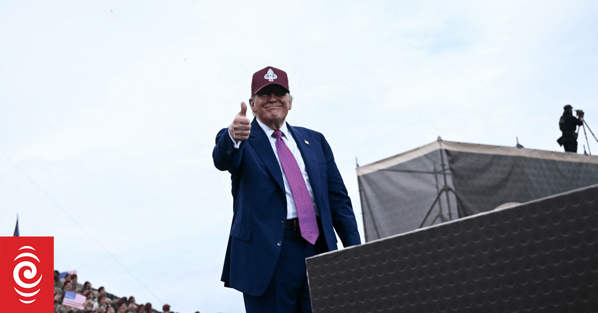An unrestrained Trump defends deploying military to Los Angeles during ...
