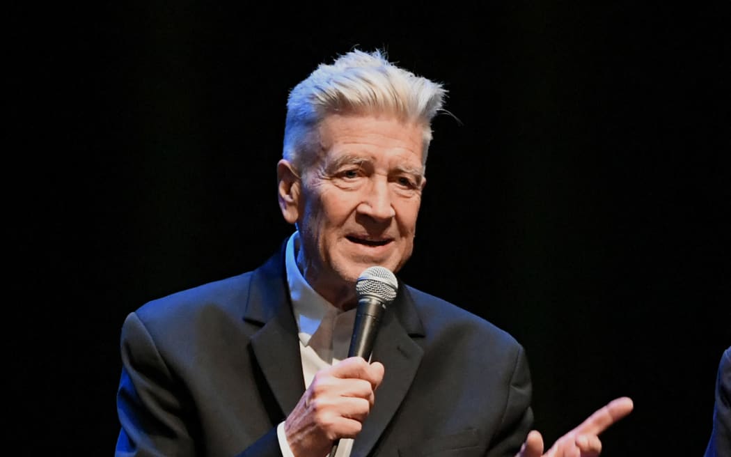 BEVERLY HILLS, CALIFORNIA - OCTOBER 29: David Lynch speaks onstage during the In Conversation Panel for 'Another Day In The Life" with Ringo Starr, David Lynch and Henry Diltz at Saban Theatre on October 29, 2019 in Beverly Hills, California.   Kevin Winter/Getty Images for ABA /AFP (Photo by KEVIN WINTER / GETTY IMAGES NORTH AMERICA / Getty Images via AFP)