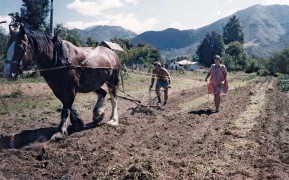 Cultivating_the_kitchen_gardens_with_Pete