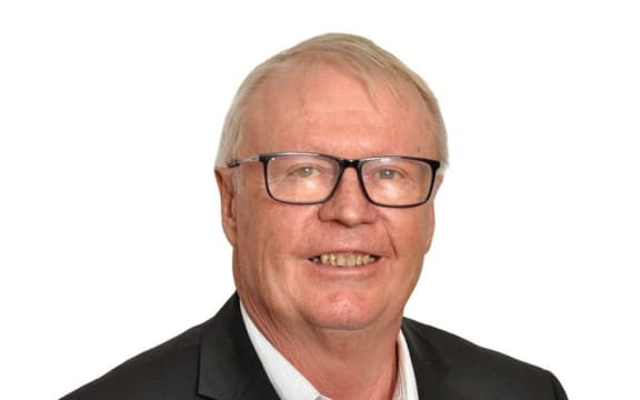 Peter Dons is returning as a candidate in the Papatoetoe by-election, contesting on the Independently Papatoetoe ticket.