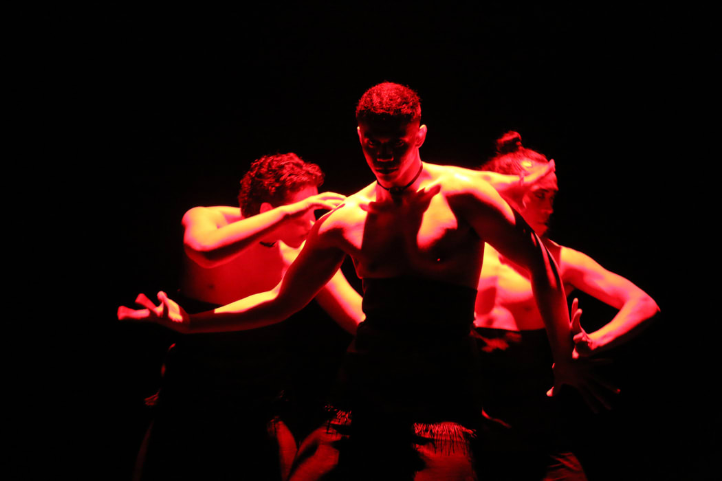 I AM showcase performers