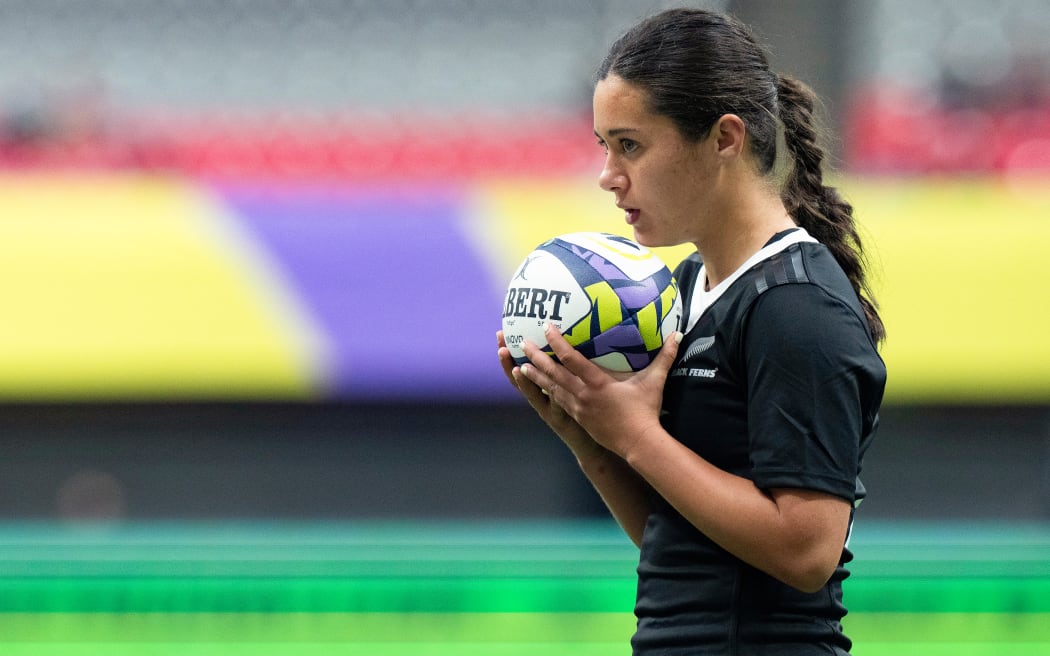 Maia Joseph playing for the Black Ferns.