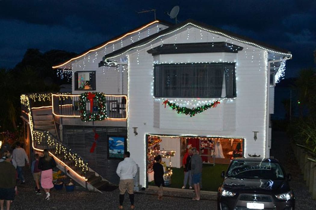 It's the last night ever for Whitianga's famous christmas house