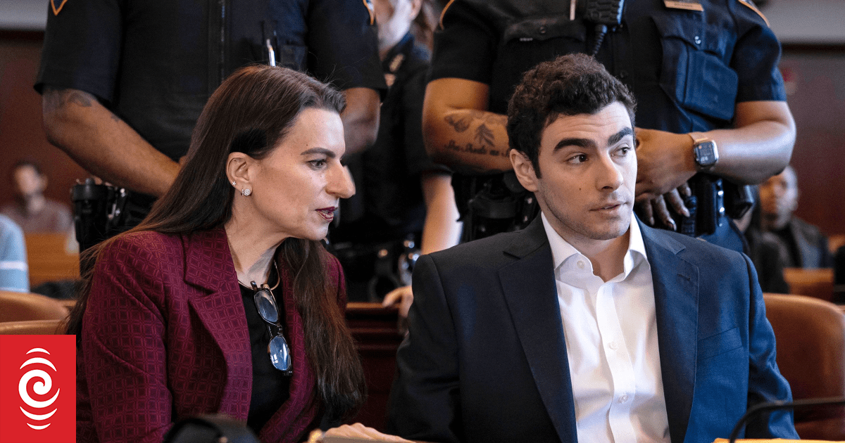 Lawyers for Luigi Mangione to fight over death penalty in federal court