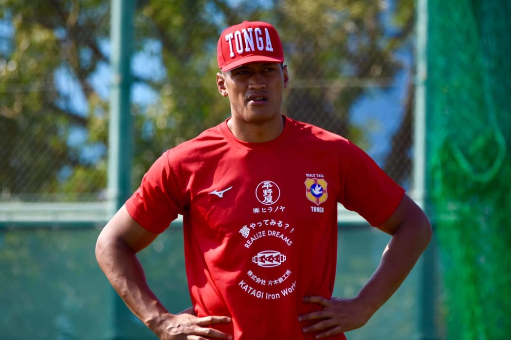 Lock Sam Lousi returns from injury