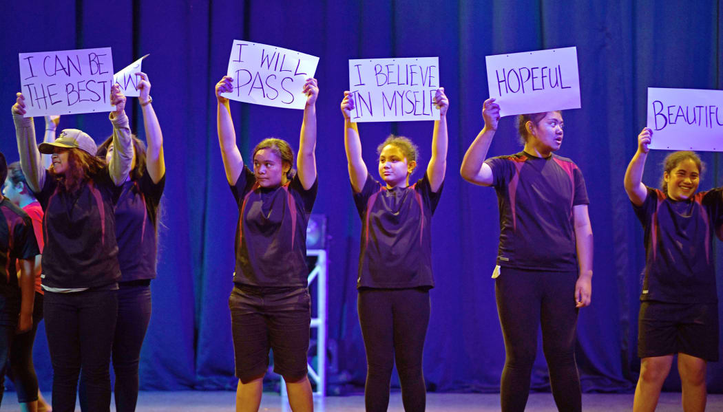 A photo of students from the Graeme Dingle Foundation's Kiwi Can programme in Papakura.