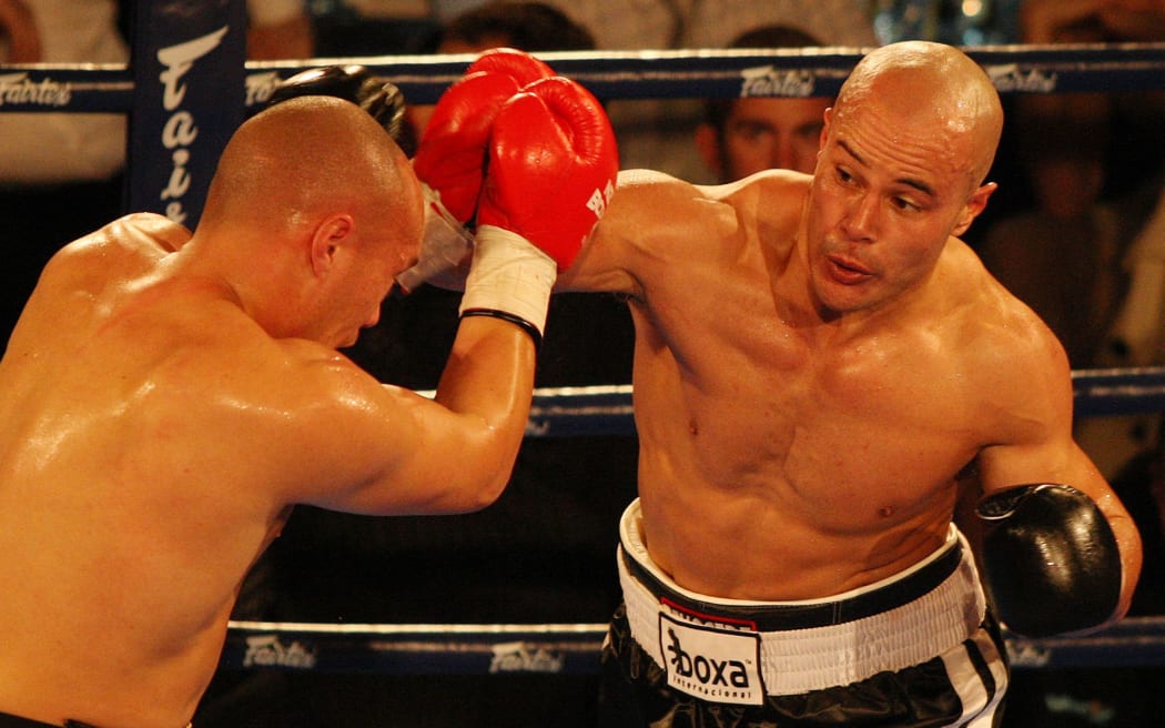 Monty Betham in action during a 2007 fight.