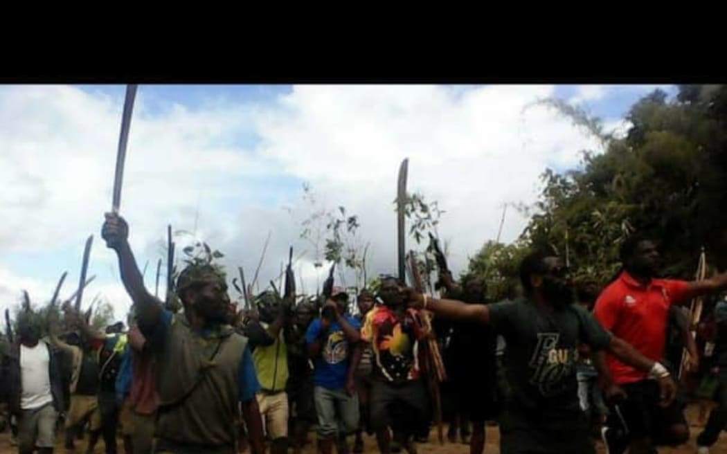 Angry tribesman take to the streets in Mendi in Papua New Guinea.